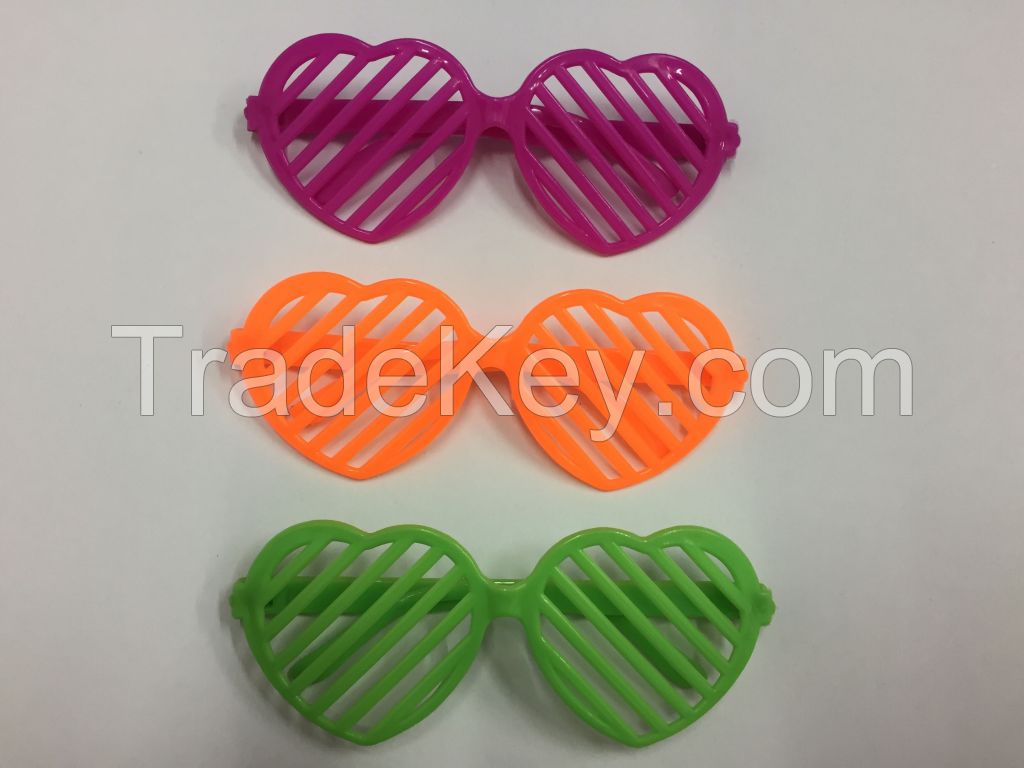 Heart Shape Plastic Glasses