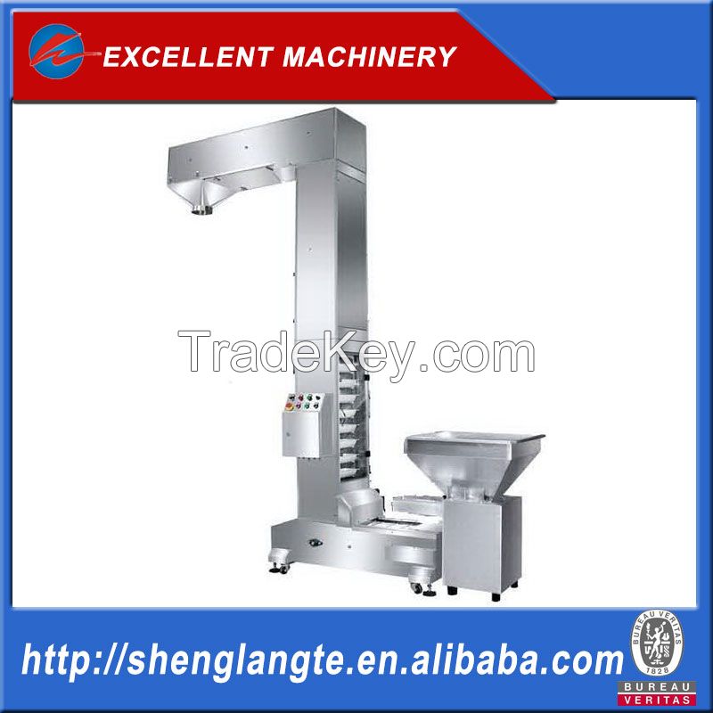 Industrial hopper conveyor in packaging line