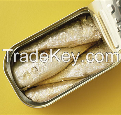 Factory made good taste canned fish canned sardine in vegetable oil and with chili with lower price