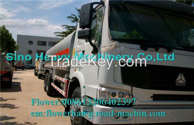 SINOTRUK HOWO OIL TANK truck 8X4 38000L