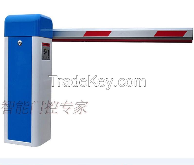 Automatic traffic road barrier