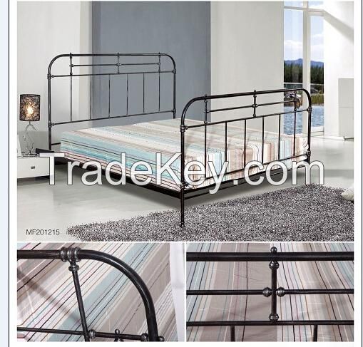 DOUBLE SIZE IRON BED