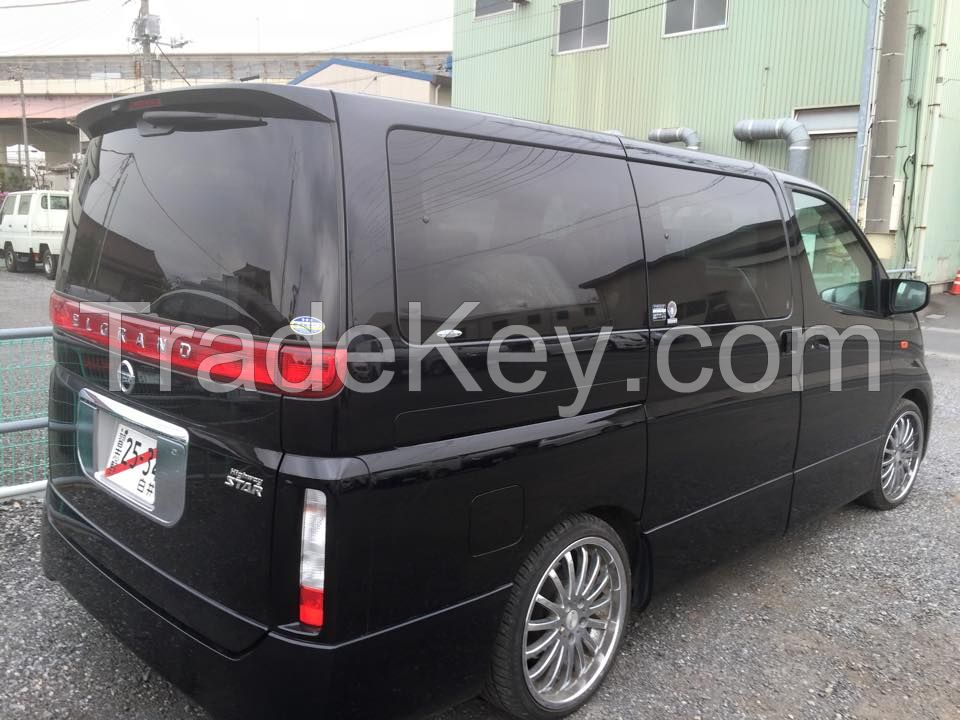 NISSAN ELGRAND