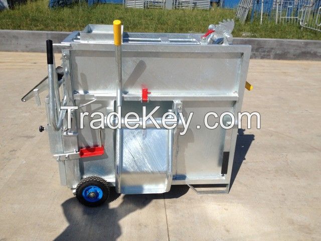 HotÂ Dipped Galvanised Mobile Calf BoxÂ forÂ Calf