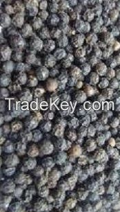 Natural dried White and black pepper