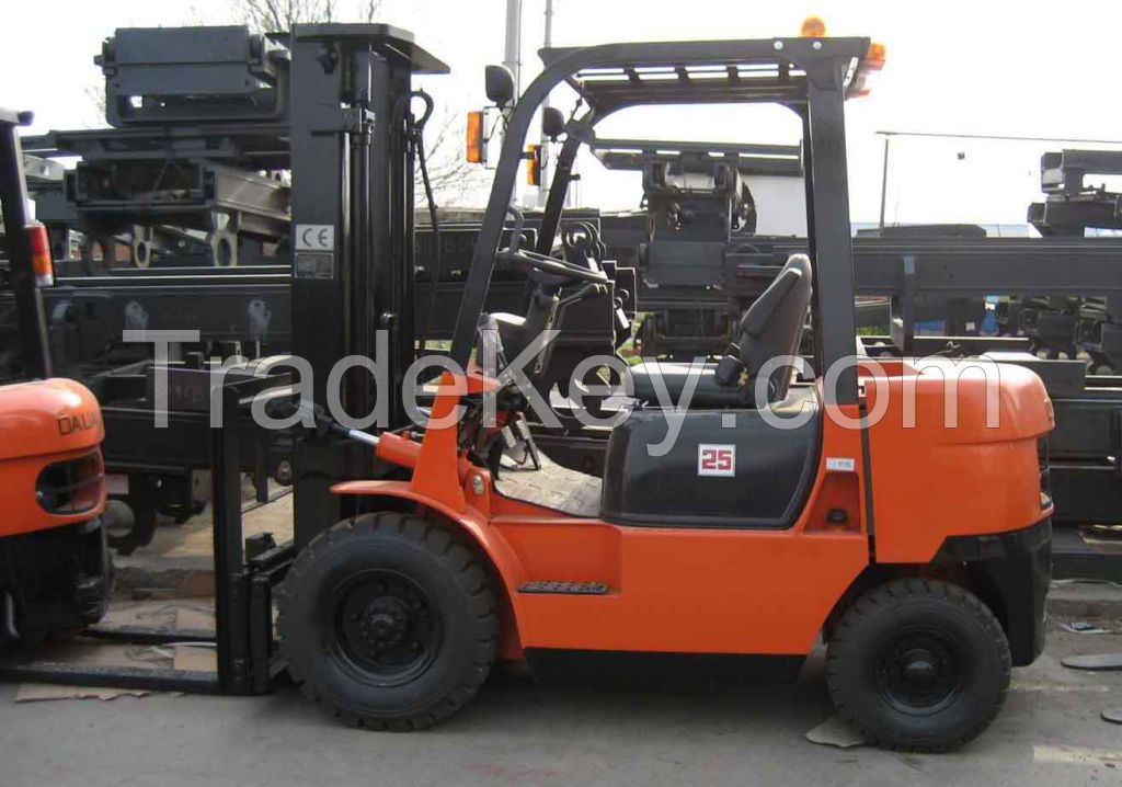 2.5T Diesel Forklift with famous engine CPCD25CB, good quality