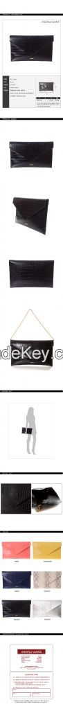 Female black strapless bag