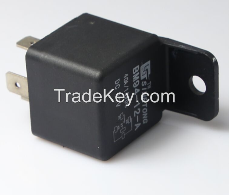 Electromagnetic miniature 12V 40A Plug in automotive relay