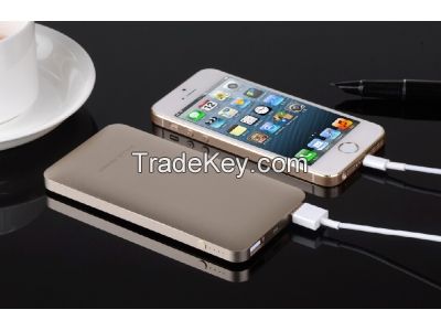 Factory Supply Private Tooling Slim Noble Mobile Power Banks Portable Travel Power Banks Rechargable Polymer Battery