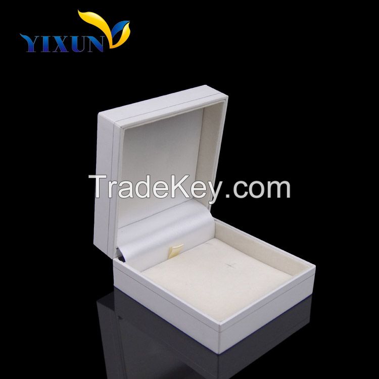 Nice shape high quality luxury jewelry box