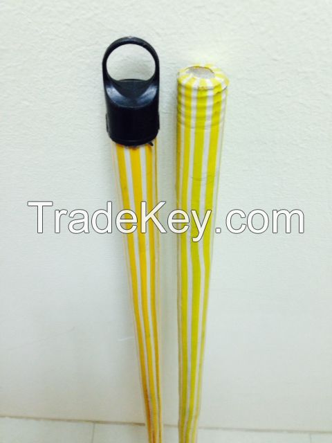 SHORT CAP WOODEN BROOM HANDLE FROM VIETNAM