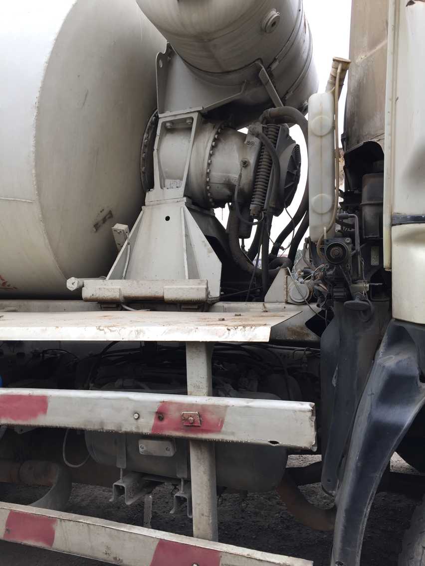 used isuzu concrete mixer truck