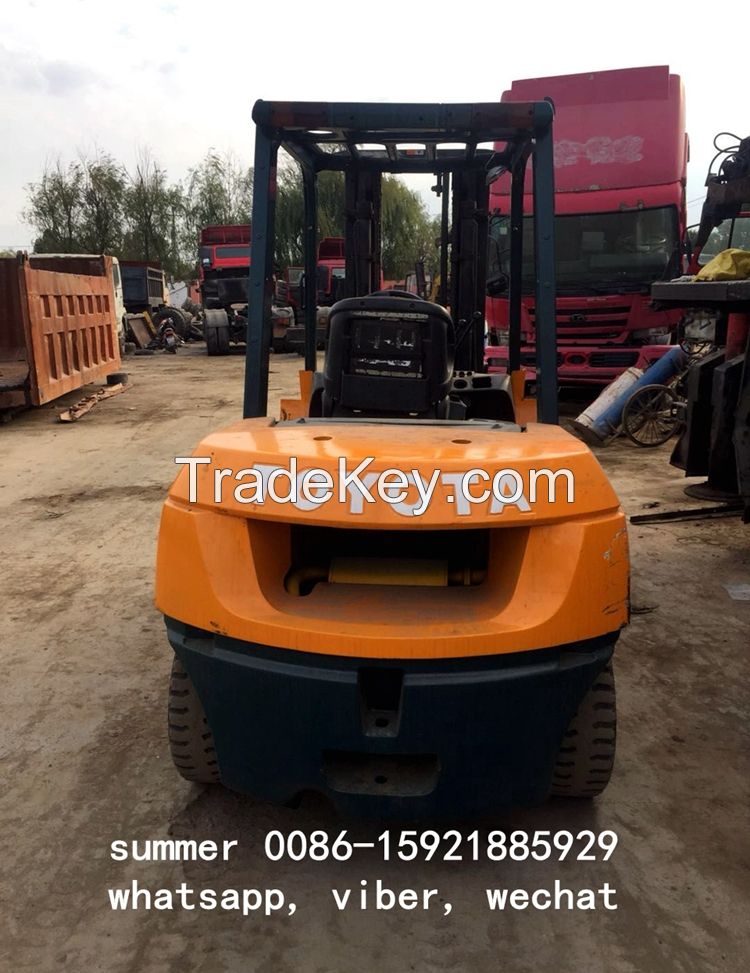 used 3stages mast 4tons toyota forklift for sale