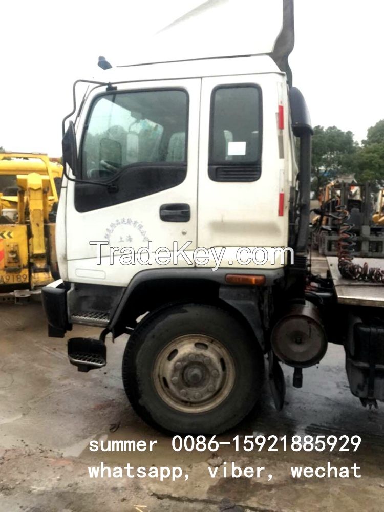 used isuzu GVR 6x4 tractor head truck