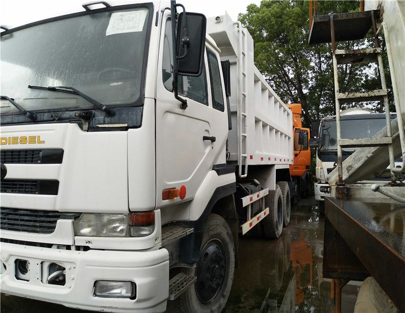 Low Price Used Nissan UD Dump Truck hot sale in shanghai