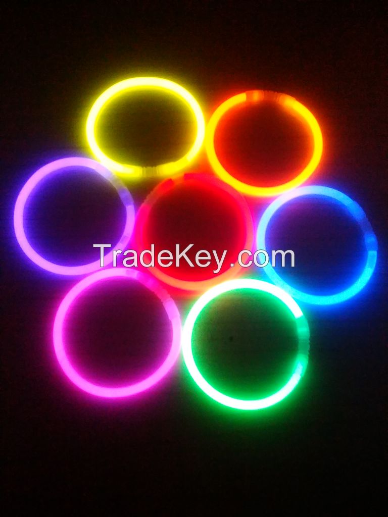 100pcs/tube glow bracelets