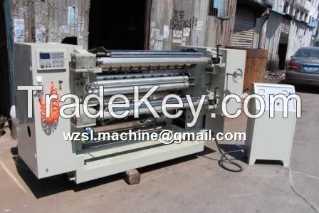 Plastic film slitting machine