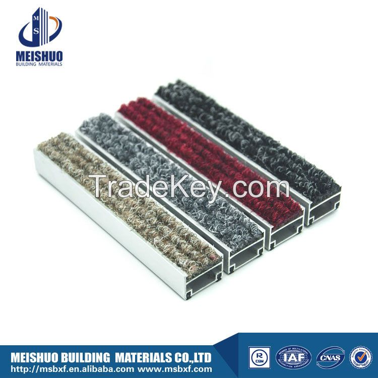 Outdoor safety aluminum dust mats in entrance flooring system