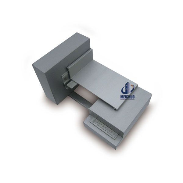 Metal wall and ceiling joint covers in building materials