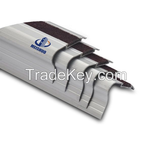 Chamfered carborundum tread step anodized aluminum profile stair nose tile