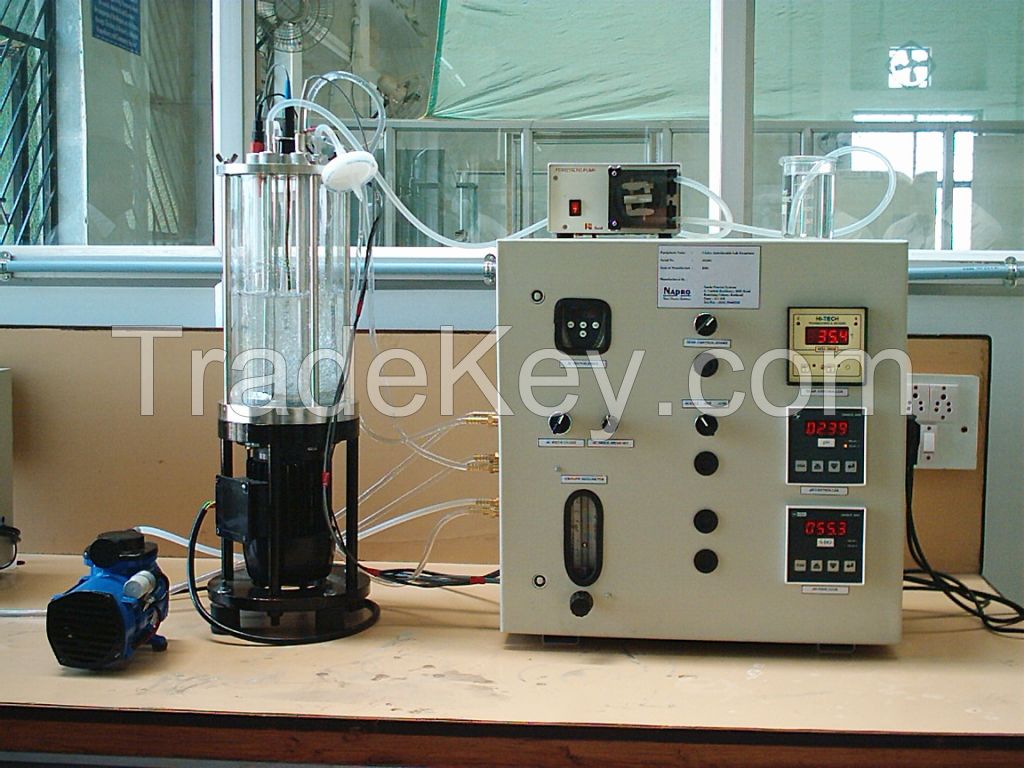 Autoclavable laboratory fermentor