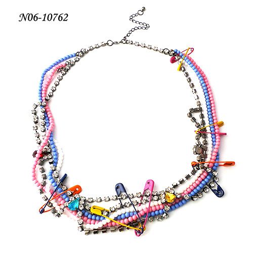 Fashionable Necklace, Decorated with Glass Beads, Rhinestone, Pin Shape, OEM Orders are Welcome