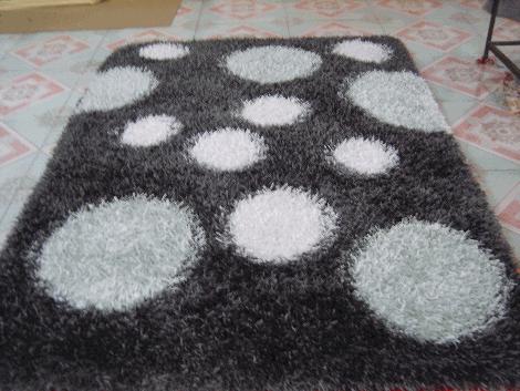 Polyester shaggy rug