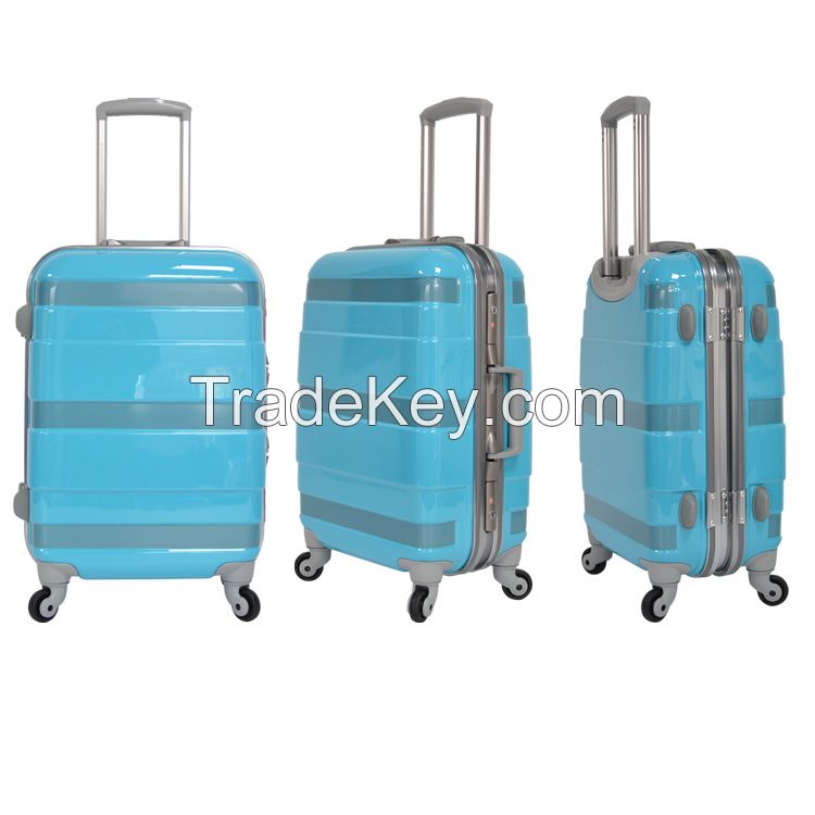 beautiful Pure colour luggage for business and travel