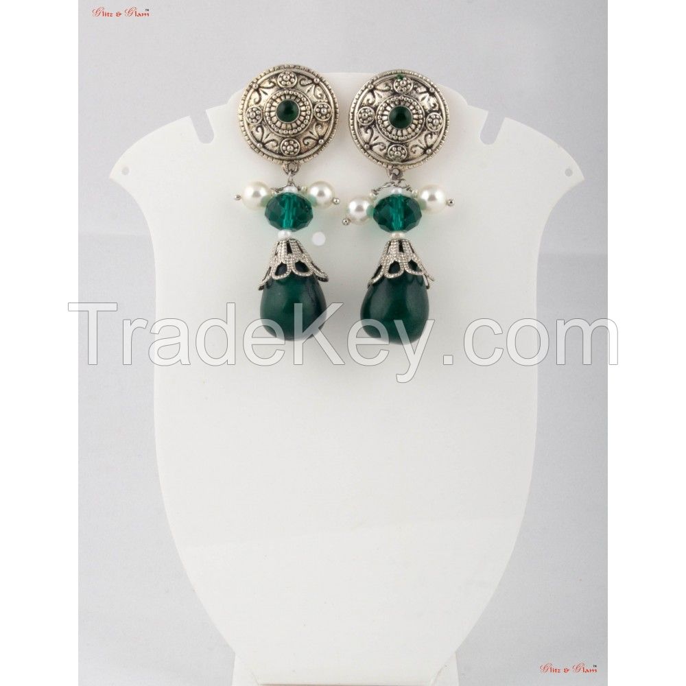 Fashion Jewellery Earrings - Emerald green drop with a silver touch give this earrings a royal look