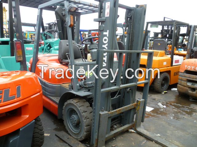 used forklift , diesel forklift , toyota , japan origin , good price