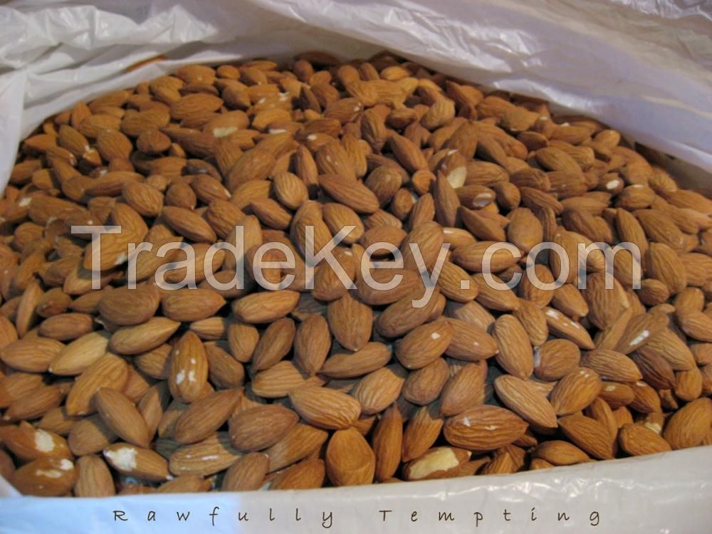 Roasted Almond nuts/Almond with shell