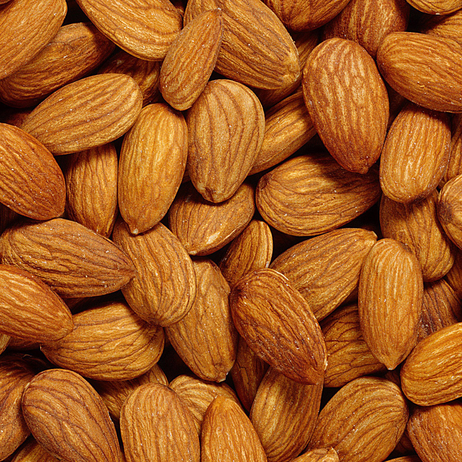 Roasted Almond nuts/Almond with shell