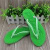 new design soft wood grain stylish flip flops for girls