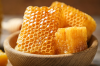 FRESH HONEY COMB / STRAIGHT FROM THE BEEHIVE / MADE IN VIETNAM