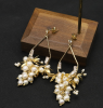 Drop grape beaded pendant earrings Natural pearl earrings niche antique retro earrings with a high sense of class