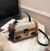 Factory wholesale handbags 2023 light ladies small square bags ladies fashion design purses For Females