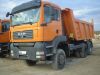 DUMP TRUCK