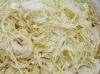 Dehydrated onion flakes