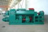 Vacuum brick making machine