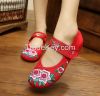 Exquisite Chinese Traditional Process Women Embroidered Shoes Lady Comfortable Cloth Shoes Casual Shoes Inside Increased Shoes