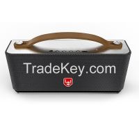 Portable and rechargeble bluetooth speaker CSR4.1