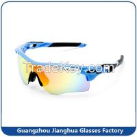 https://es.tradekey.com/product_view/2015-Available-In-Stock-Sporting-Sunglasses-Fashion-Sport-Eyewear-8163796.html