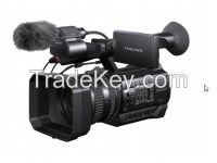 Hxr-nx100 1.0-type Nxcam Camcorder