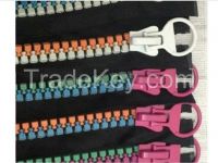 China factory direct sale sports suit plastic zipper