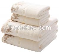 Professional Luxury Embroidered BathTowel High Quality 5 Star 100% Cotton Hotel Towel
