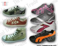Sports shoes