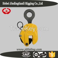Vertical plate lifting clamp for steel plate
