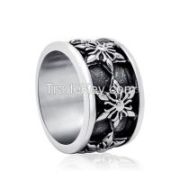 The retro-style titanium steel ring with delicate six-pointed star pattern