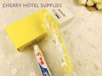 Foldable travel toothbrush case