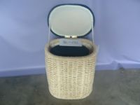 https://fr.tradekey.com/product_view/Amize-Laundry-Basket-264301.html